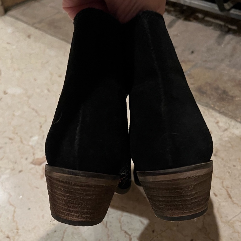 NWT Diba Petal Floral Embroidered Suede Booties - 6 - Picture 7 of 11